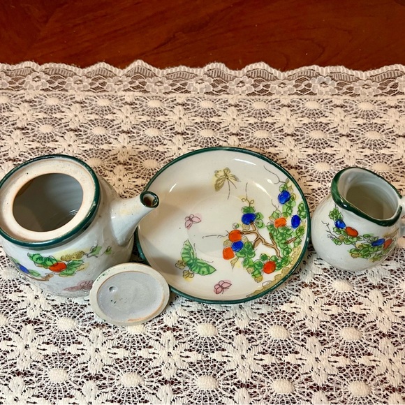 Antique Nippon Pottery Miniature Set - Picture 4 of 10